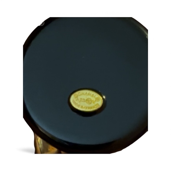 CHANEL Casino Roayle Black and White Casino Chip Keychain pendant - Picture 3 of 4